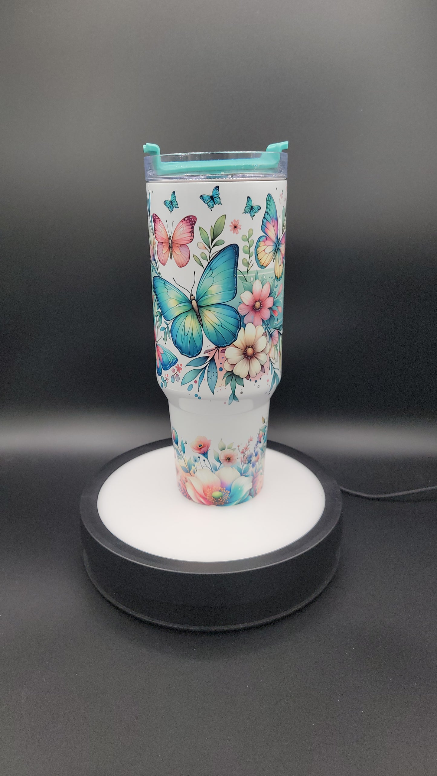 40oz Tumbler Floral Butterflies